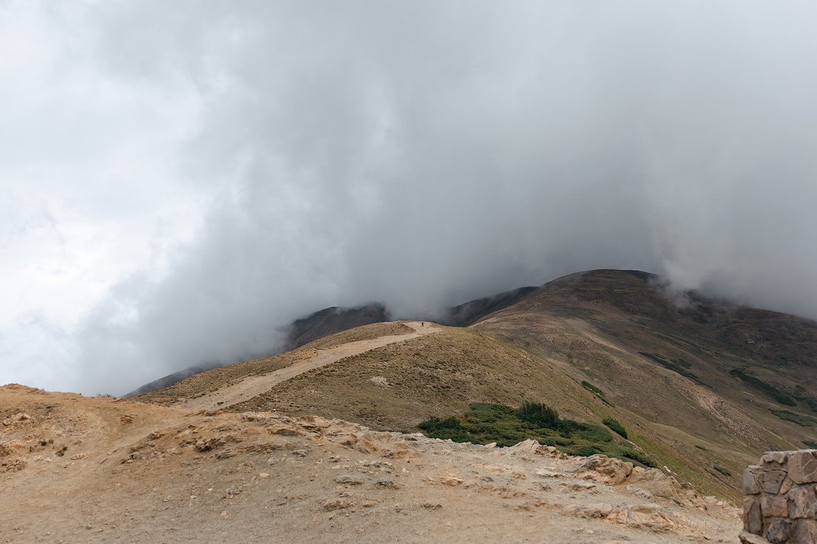 fog settles in at the top of Loveland Pass